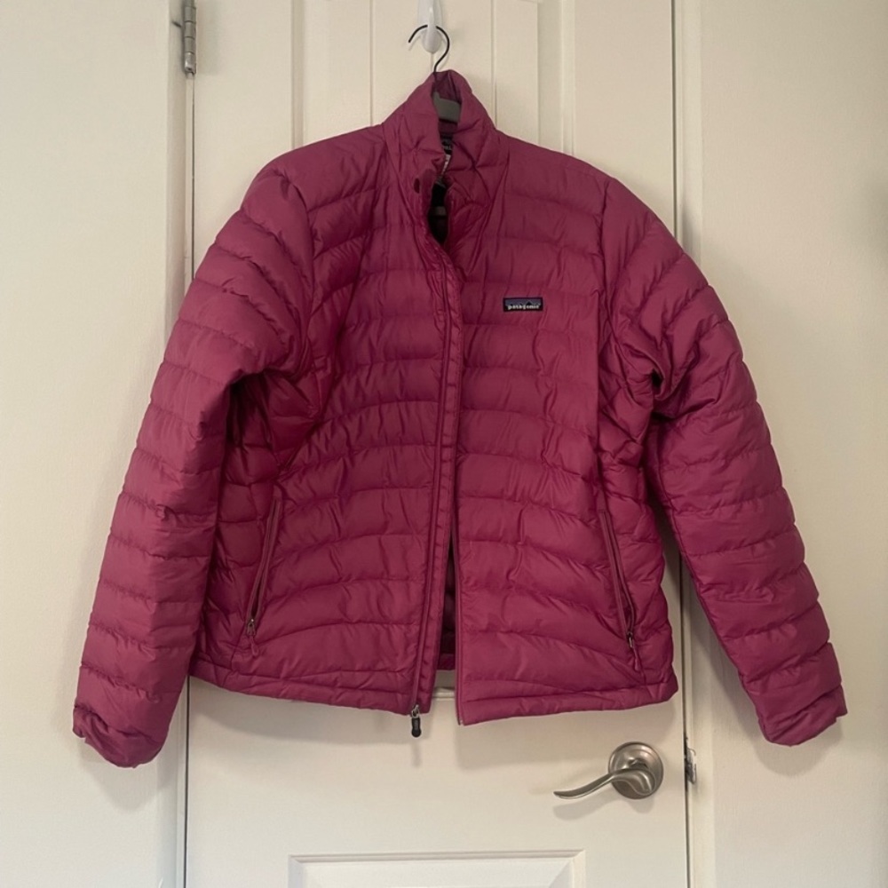 Womens’s Patagonia down jacket XL